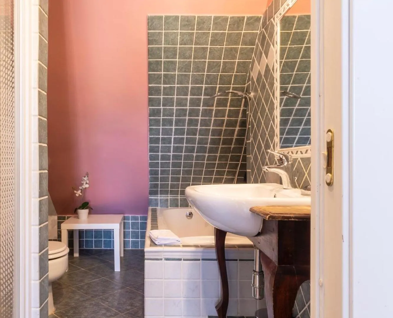 Giulia - Lovely Penthouse Near Vatican Museums Rome Italy